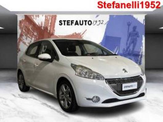 usato PEUGEOT 208