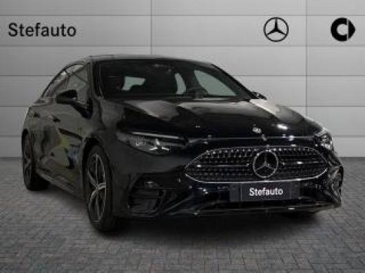 nuovo MERCEDES CLA 200