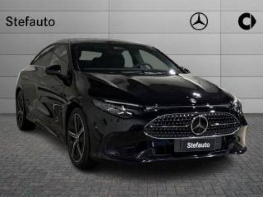 nuovo MERCEDES CLA 200