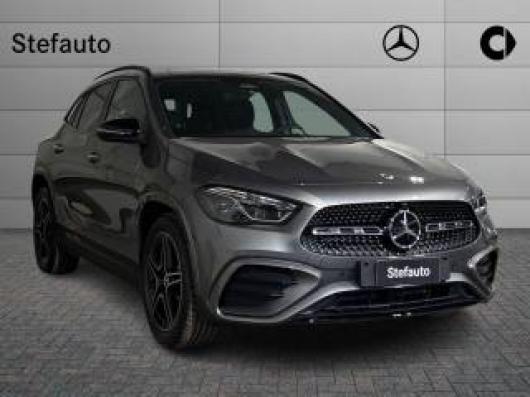 nuovo MERCEDES GLA 200