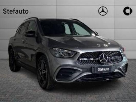 nuovo MERCEDES GLA 200