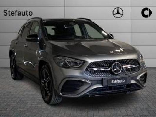 nuovo MERCEDES GLA 200