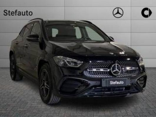 nuovo MERCEDES GLA 200