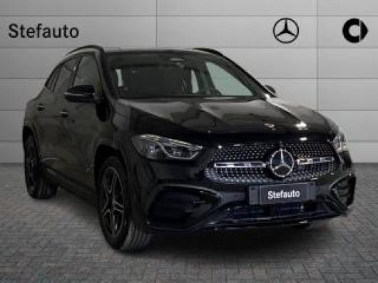 nuovo MERCEDES GLA 200