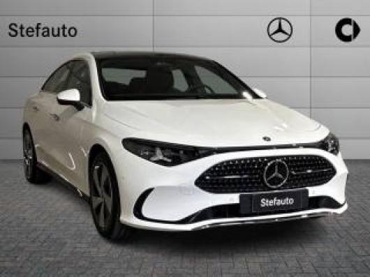 nuovo MERCEDES CLA 180