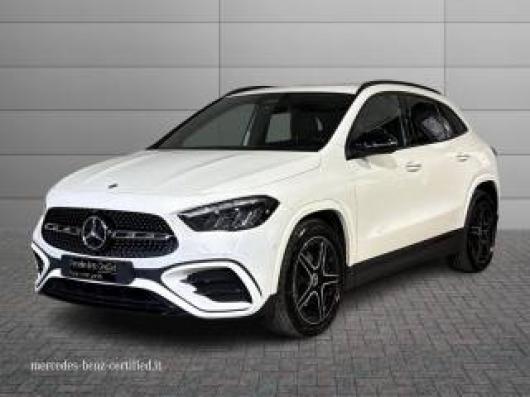 usato MERCEDES GLA 200