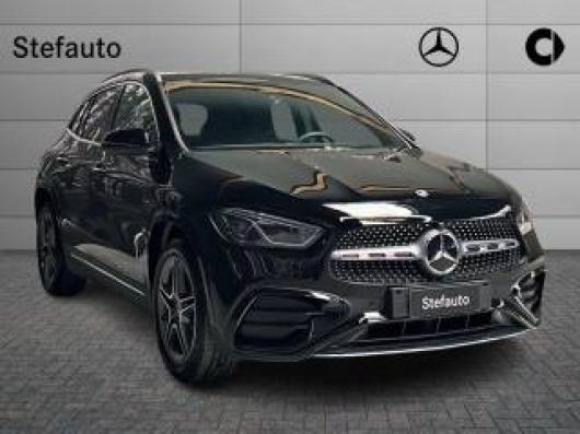 nuovo MERCEDES GLA 200