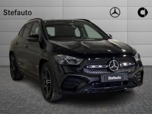 nuovo MERCEDES GLA 200