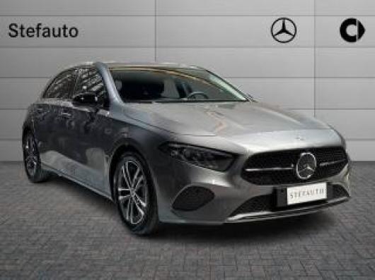 nuovo MERCEDES A 180