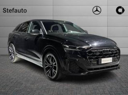 usato AUDI Q8