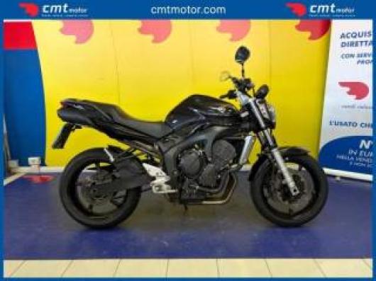 usato YAMAHA FZ6
