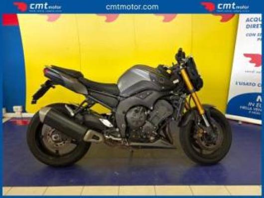 usato YAMAHA Fazer 8