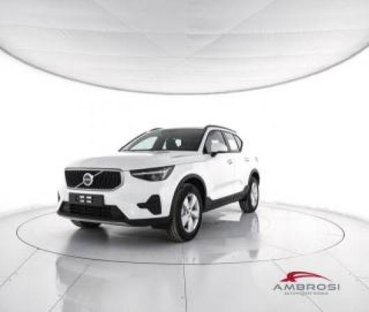 nuovo VOLVO XC40