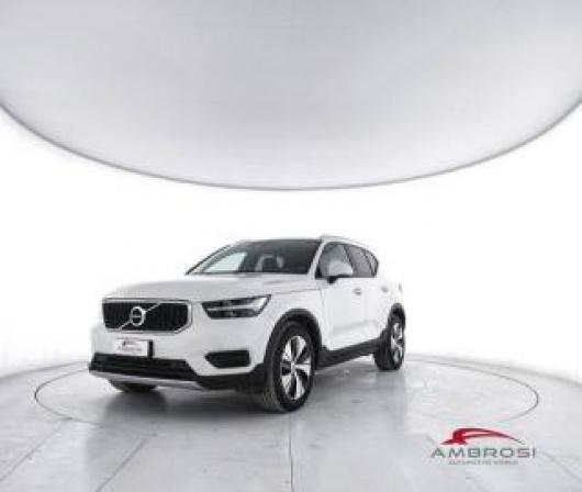 usato VOLVO XC40
