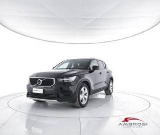usato VOLVO XC40