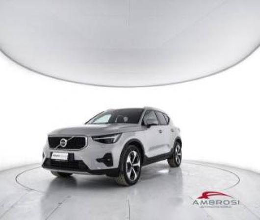 usato VOLVO XC40