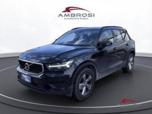 usato VOLVO XC40