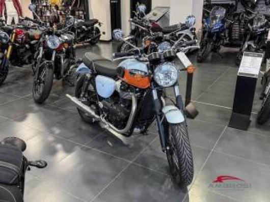 nuovo TRIUMPH Bonneville