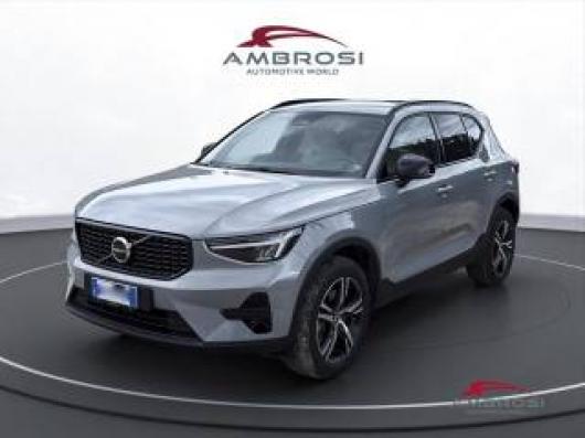 usato VOLVO XC40