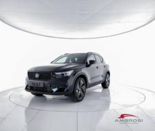 nuovo VOLVO XC40