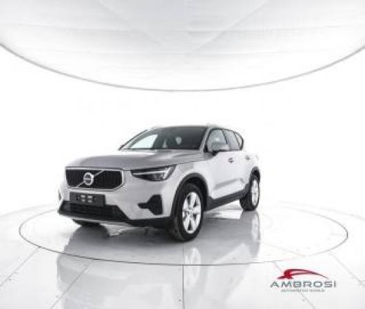 nuovo VOLVO XC40