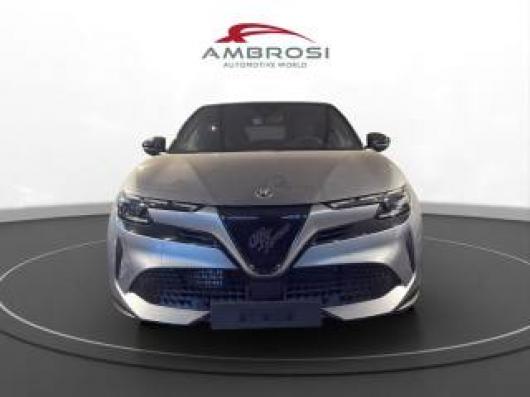 nuovo ALFA ROMEO Junior