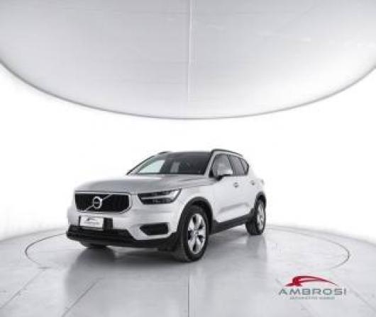 usato VOLVO XC40