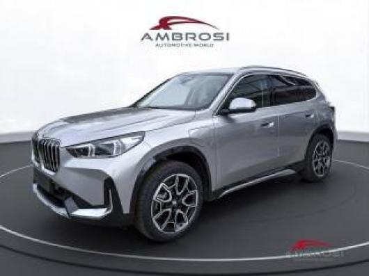 nuovo BMW X1