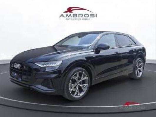 usato AUDI Q8
