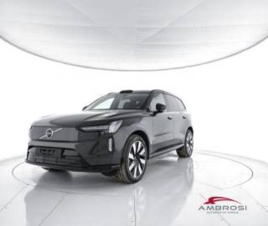 nuovo VOLVO EX90