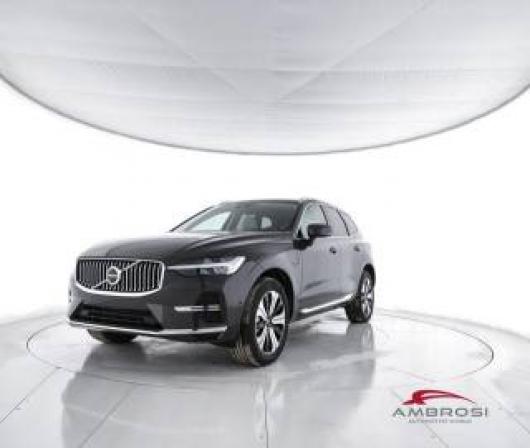 nuovo VOLVO XC60