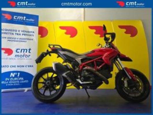 Hypermotard 821