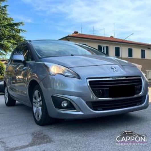 usato PEUGEOT 5008