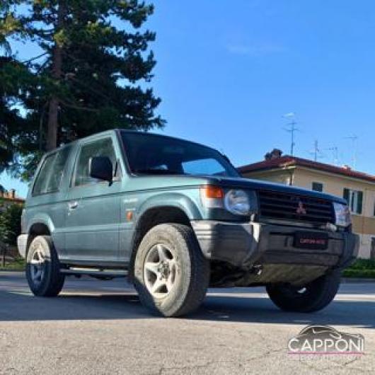 usato MITSUBISHI Pajero