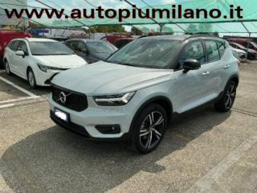 usato VOLVO XC40