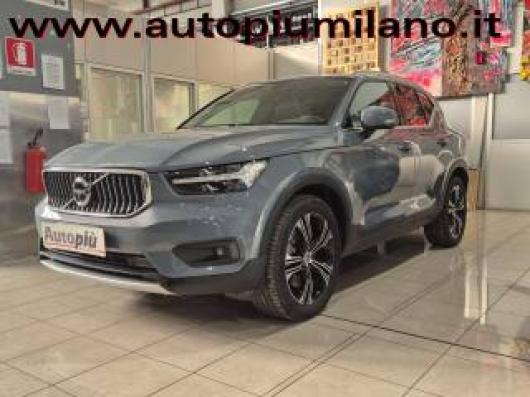 usato VOLVO XC40
