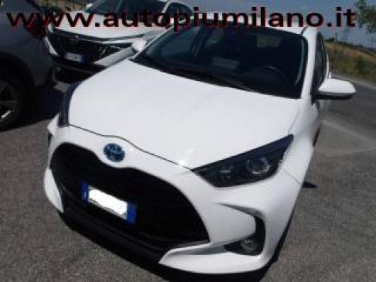 usato TOYOTA Yaris
