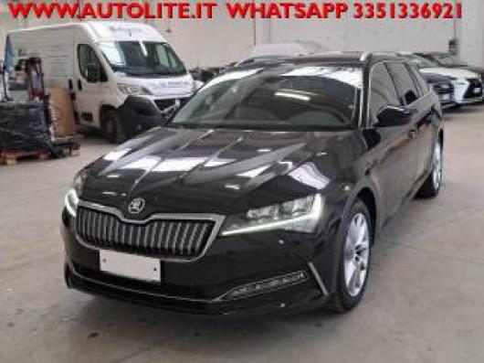 usato SKODA Superb