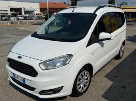 usato FORD Tourneo Courier