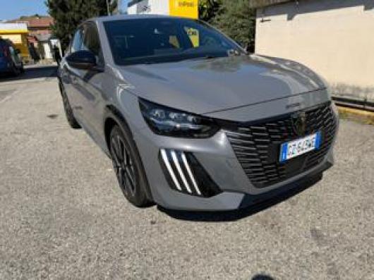 usato PEUGEOT 208