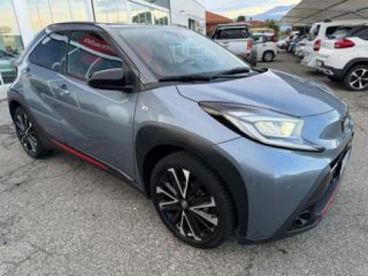 usato TOYOTA Aygo X
