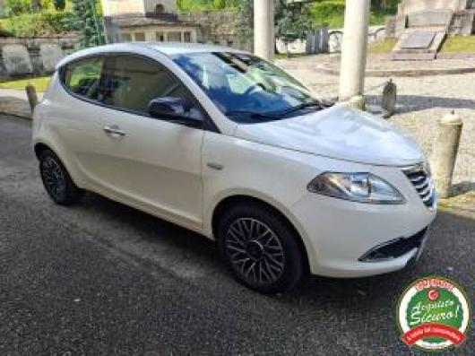usato LANCIA Ypsilon