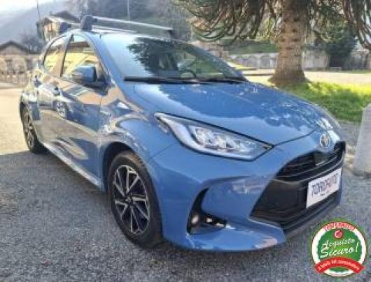 usato TOYOTA Yaris