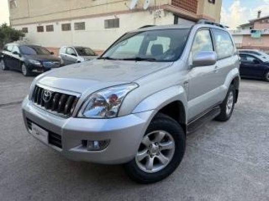 usato TOYOTA Land Cruiser