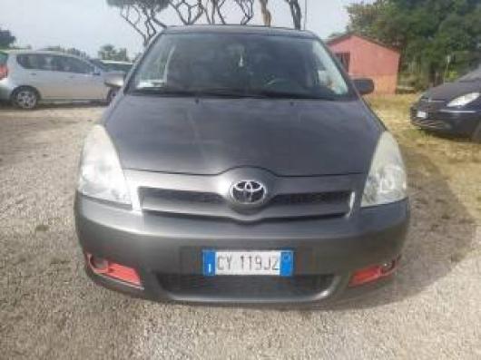 usato TOYOTA Corolla Verso