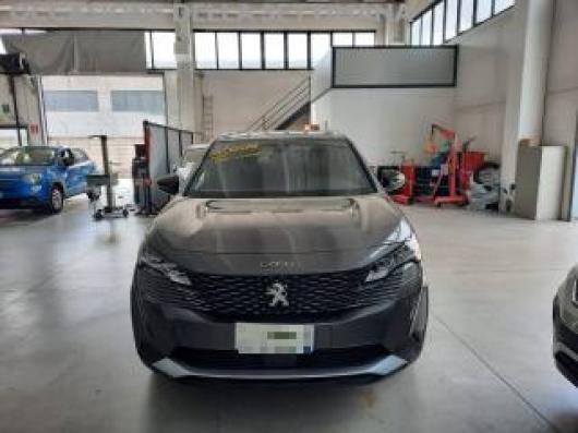 usato PEUGEOT 5008