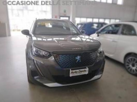 usato PEUGEOT 2008