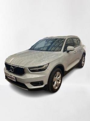 usato VOLVO XC40