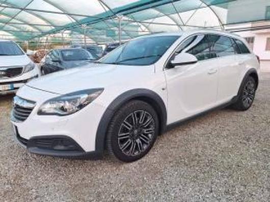usato OPEL Insignia
