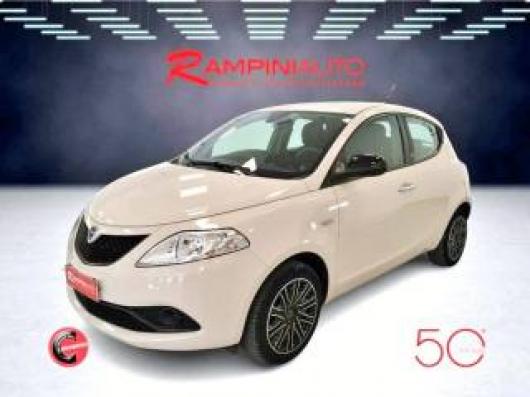 usato LANCIA Ypsilon